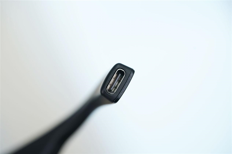 随身携带的135英寸巨幕!雷鸟 Air 4 Pro评测:全球首款HDR智能眼镜