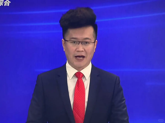 孟先生的发型引网友热议。网络截图