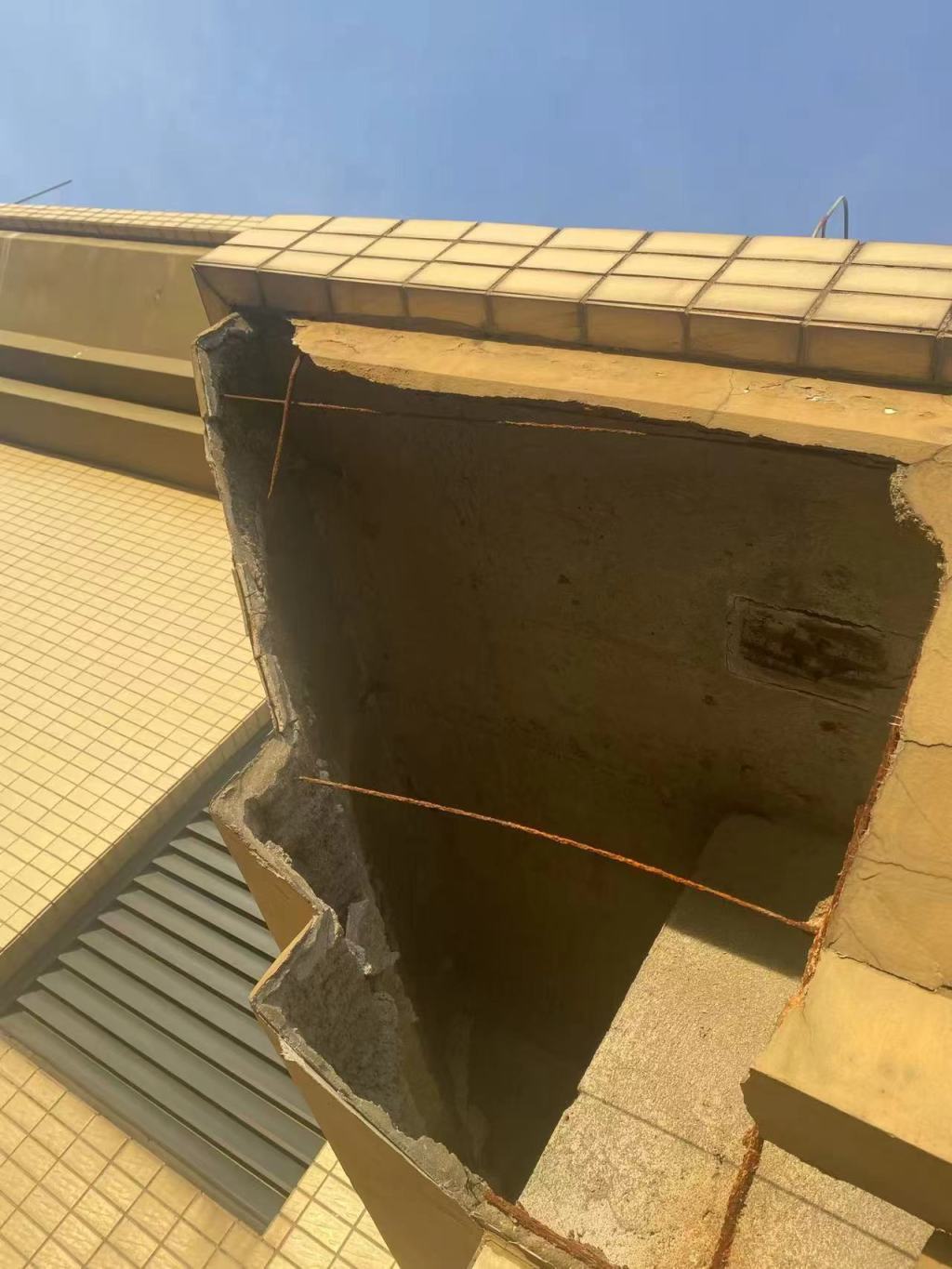 出现脱落的装饰板。本文图均为受访者提供