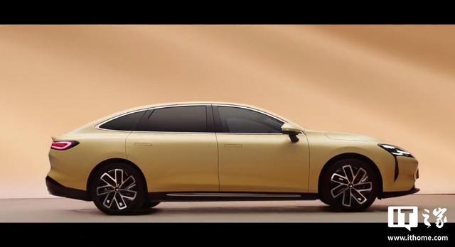 13.28万元起,宝骏首款旗舰轿车“享境”预售