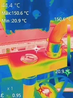 RTX 5090 16针电源线温度杰出150℃！遗址般莫得点燃