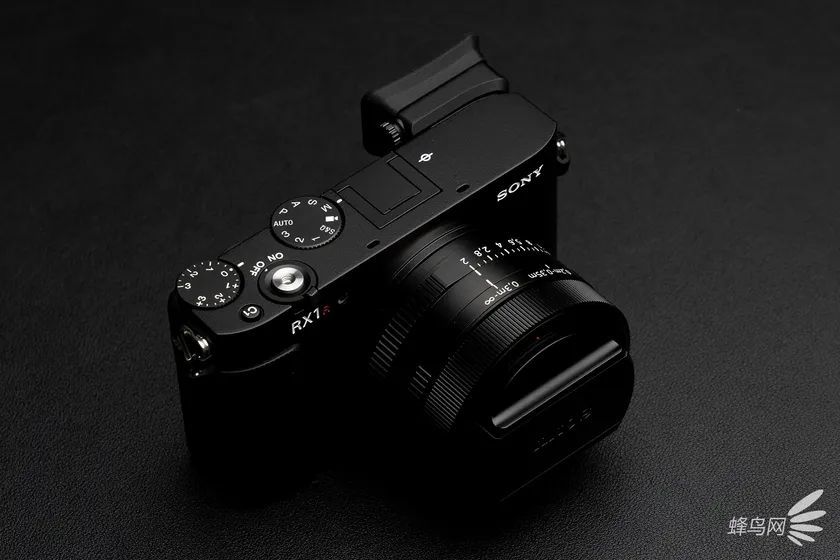 索尼RX1R III评测 便携式全画幅相机的新高度