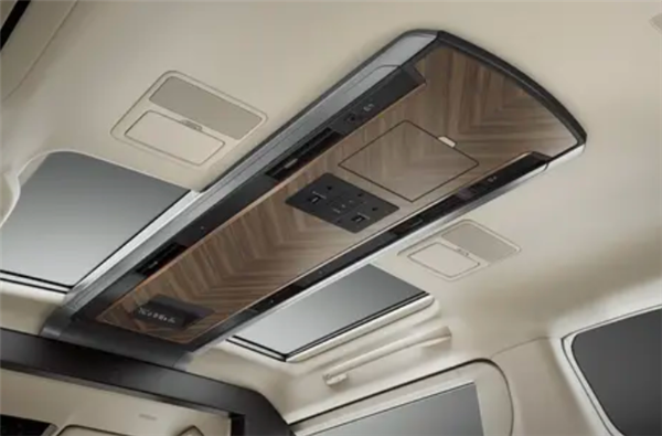 豪华MPV鼻祖!全新雷克萨斯LM 500h发布:国内售价125万起