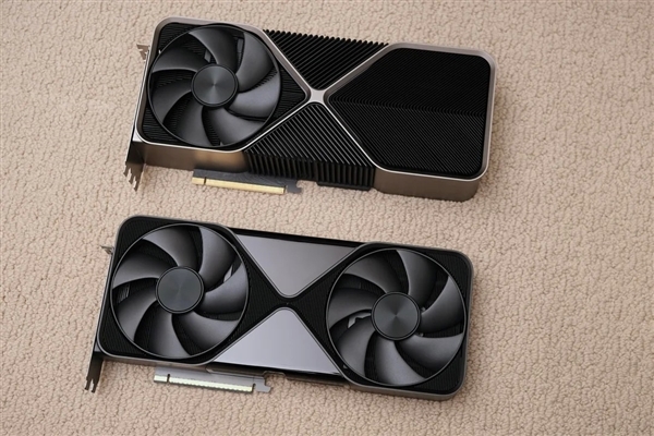 96GB显存要9万元!RTX PRO 6000专业卡首测:只比5090快了区区9%