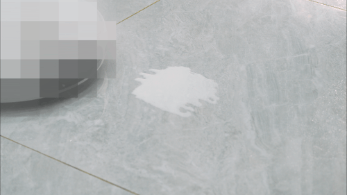 科沃斯地宝X9 PRO实测:飓风吸尘+活水滚筒洗地如何碾压传统扫地机?