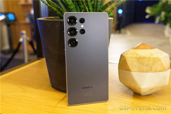 万元安卓机皇!三星Galaxy S25 Ultra图赏