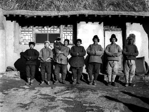 三代同堂。方大曾 摄（方大曾纪念室供图）