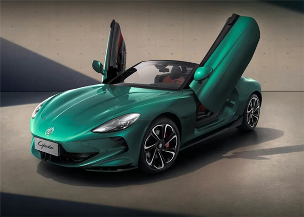 全球唯一纯电软顶敞篷+剪刀门跑车!新款MG Cyberster上市:31.98万起