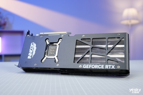 双槽小钢炮 映众SFF标准RTX5080曜夜X3省流简评