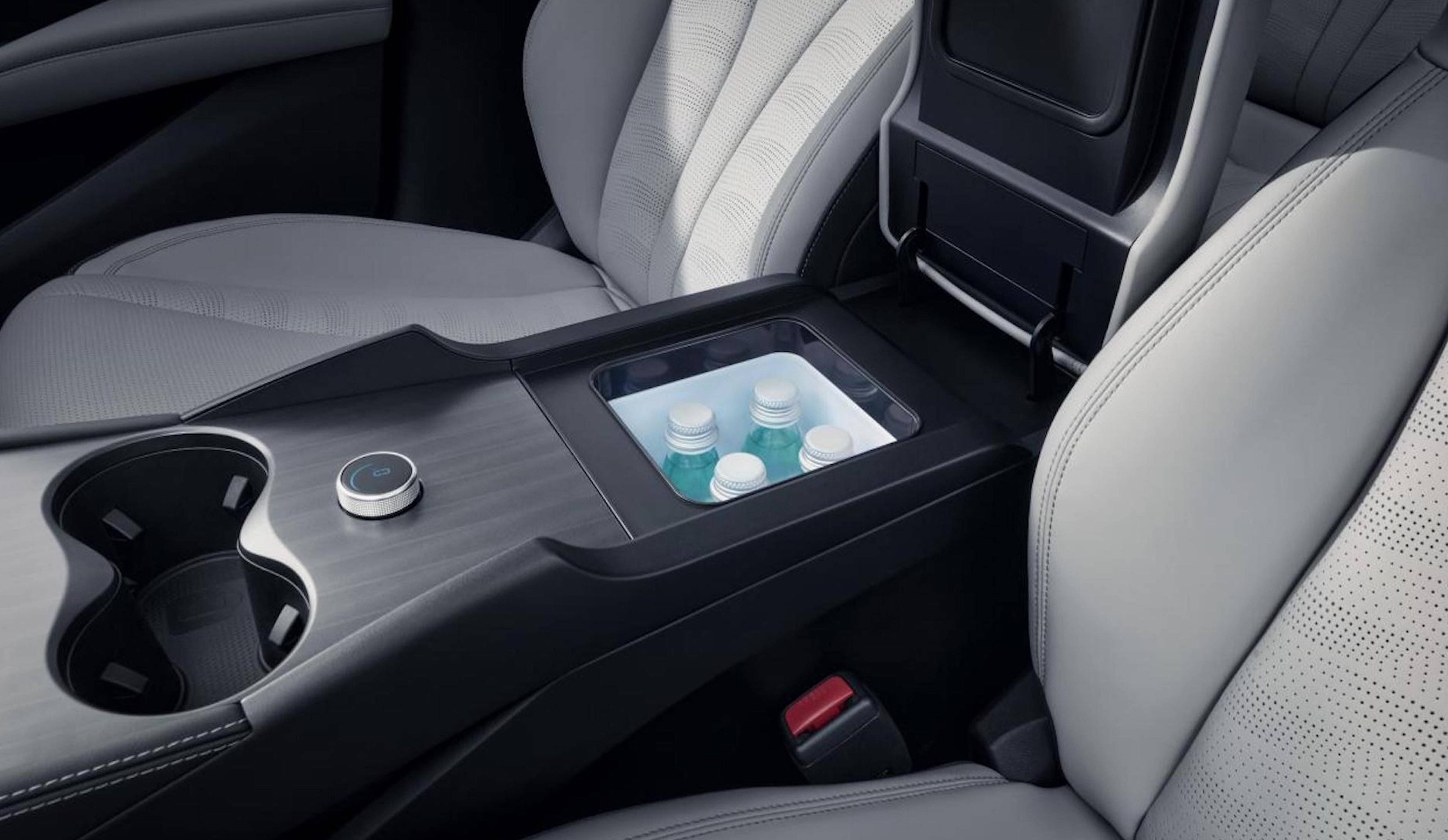 花 11 万买比亚迪的新瓦罐,每年省下的油钱,够买一台 iPhone