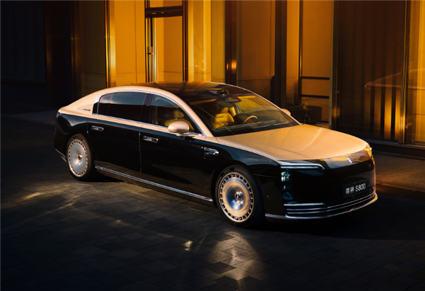 大批国产豪车即将上路!鸿蒙智行:尊界S800预计8月交付全部先行者订单