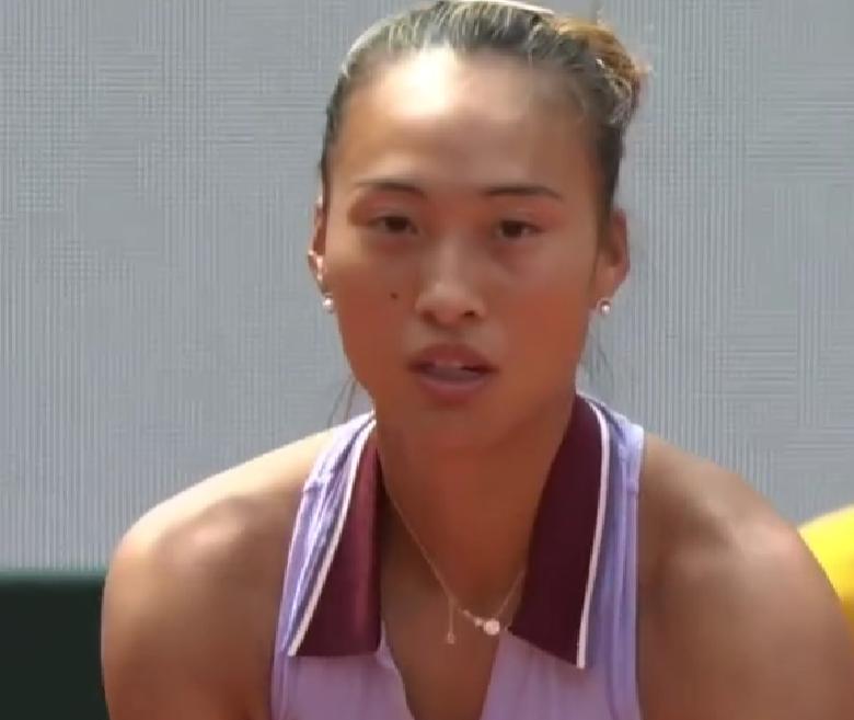 一场2-0!让萨巴伦卡进八强,下轮对郑钦文,中国金花有望创纪录