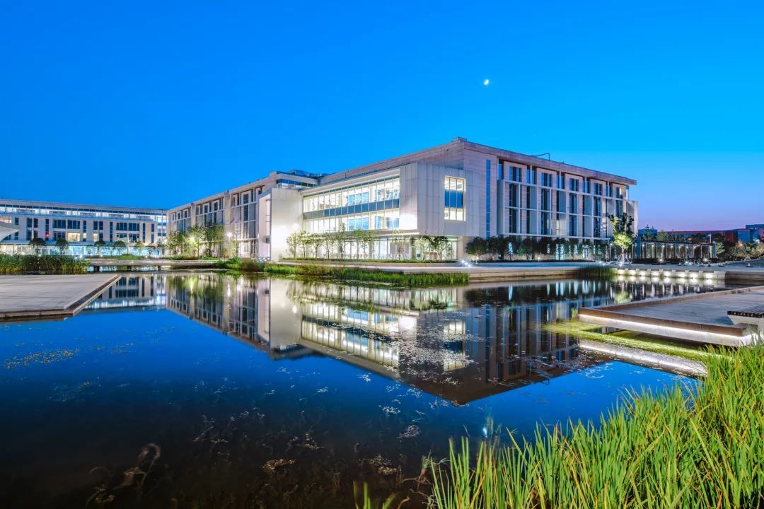 ◆昆山杜克大学由杜克大学和武汉大学合办。
