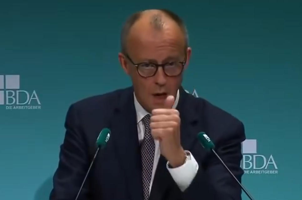 默茨近日发表讲话 视频截图