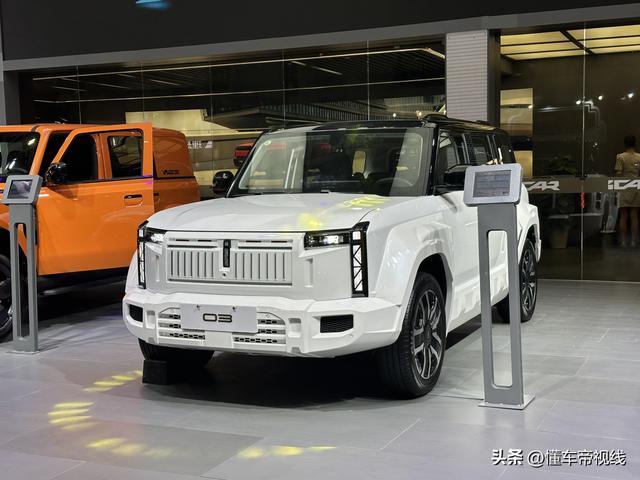 奇瑞iCAR 03“白武士”改装版亮相
