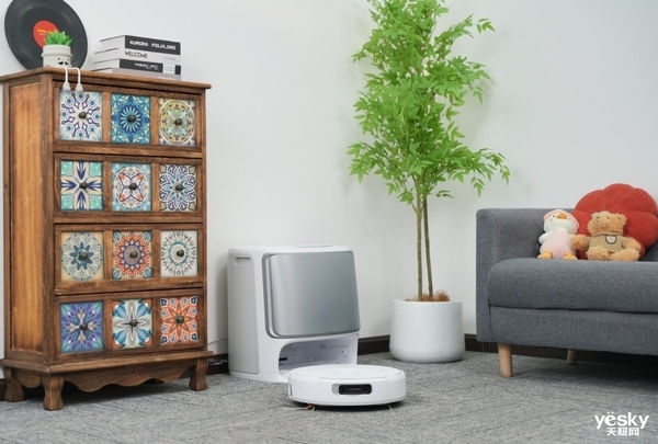 一台顶三台!云鲸逍遥002 AI活水履带洗地机器人让你彻底“躺平”清洁~