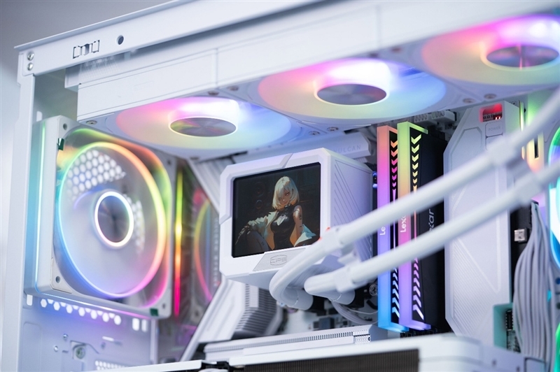影驰RTX 5060 Ti金属大师白金版16GB MAX OC评测:DLSS 4加持4K游戏轻松流畅 纯白设计完美匹配影驰全家桶