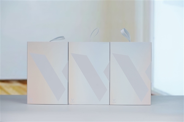 质感金属漆涂装!雷柏VT7二代系列鼠标图赏