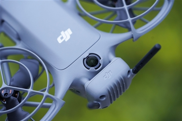 会飞的跟拍摄影师！大疆DJI Neo 2图赏