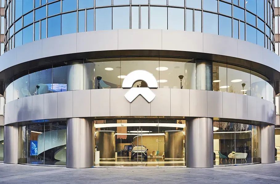 李斌要变抠门,蔚来闪电裁员,最快仅需20分钟