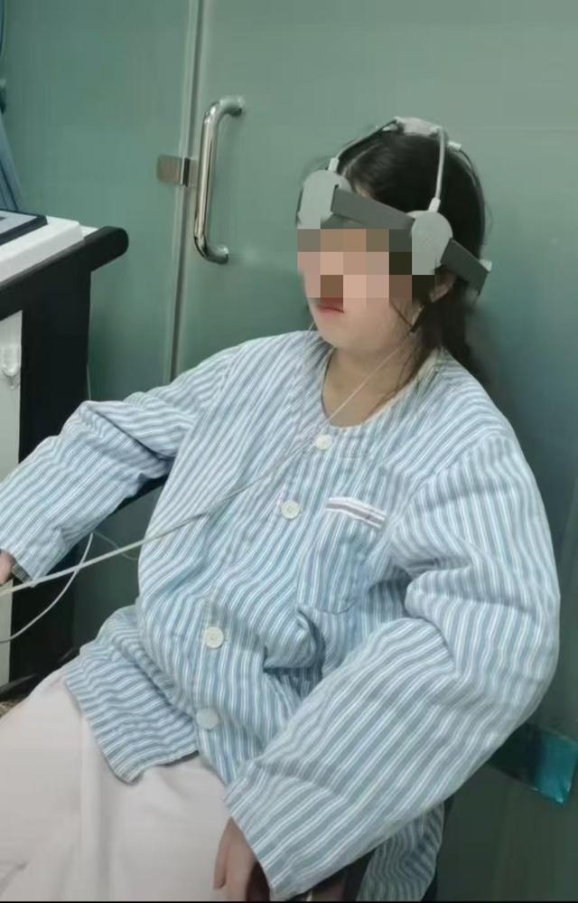 冉冉在醫(yī)院治療。圖/當(dāng)事人提供