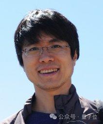 小扎开价14亿让他换个地方打工,库克连挽留尝试都没有