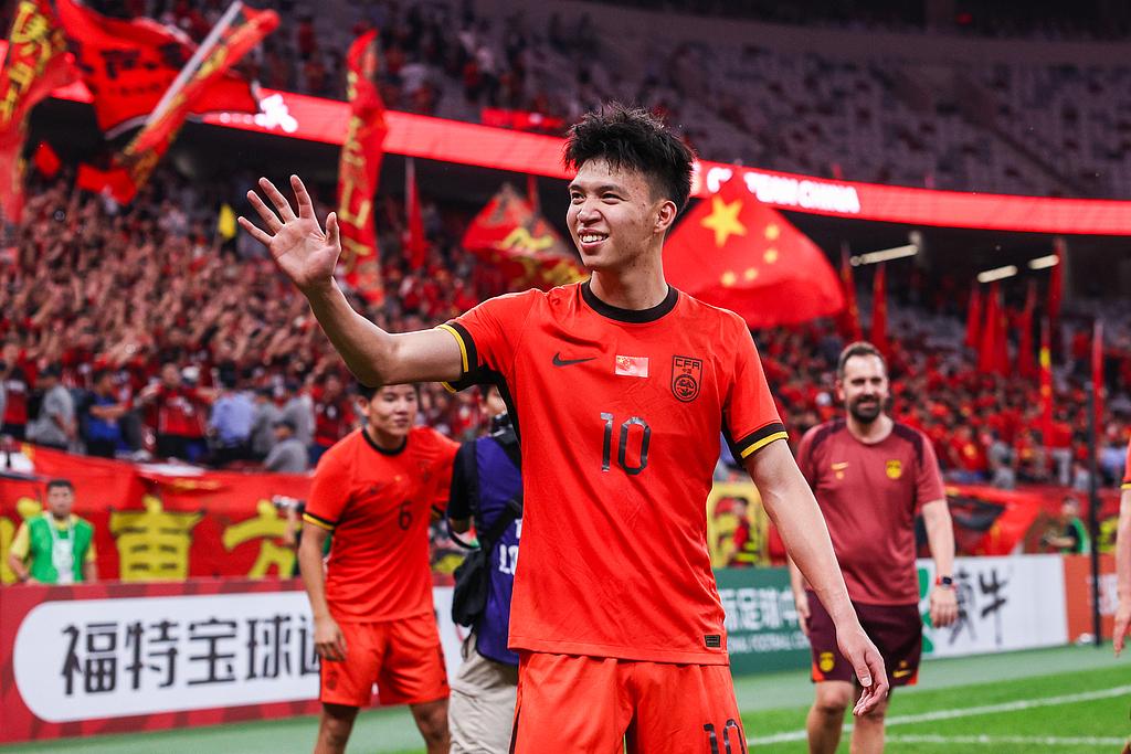 U22国足主帅盛赞球队：11名战士如兵马俑般顽强拼搏