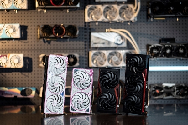 甜品级门将显卡登场!七彩虹战斧RTX 5060 Ti已开售:有原价款