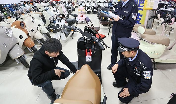 电动自行车新国标将全面落地 买车该注意什么？旧车怎么办？