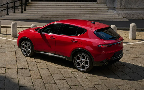 销量日益低迷!阿尔法·罗密欧:未来将推出各种新能源车型