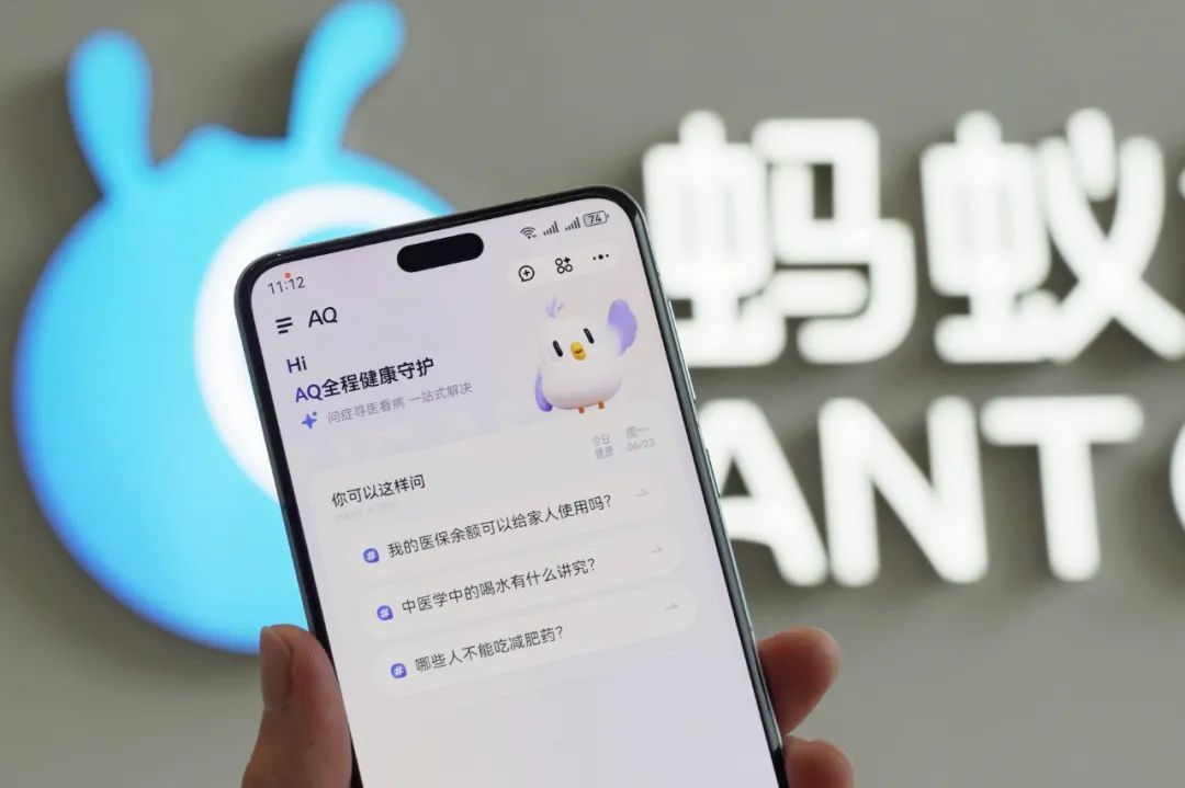 小米YU7一小时大定破28.9万台/民航局:禁止携带这类充电宝坐飞机/宾利回应槟榔联名:未授权未认可