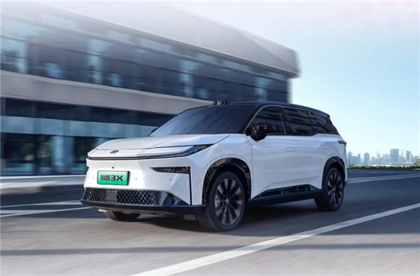 13.98万带激光雷达高阶智驾!广汽丰田铂智3X上市1小时订单破万