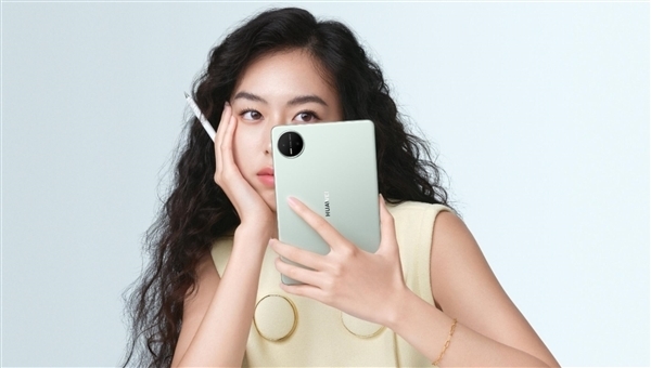 华为MatePad Mini迎来鸿蒙6升级:更安全、更流畅、更智能的旗舰小平板