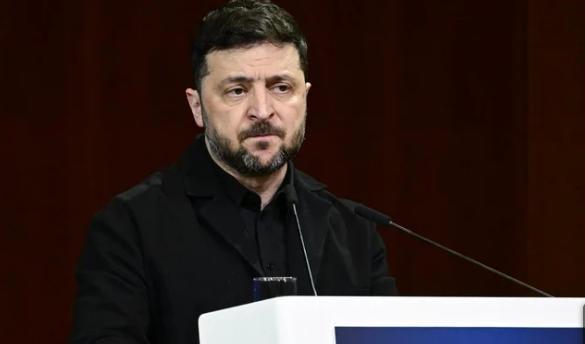 △15日,乌总统泽连斯基在第八届德乌经济论坛上讲话