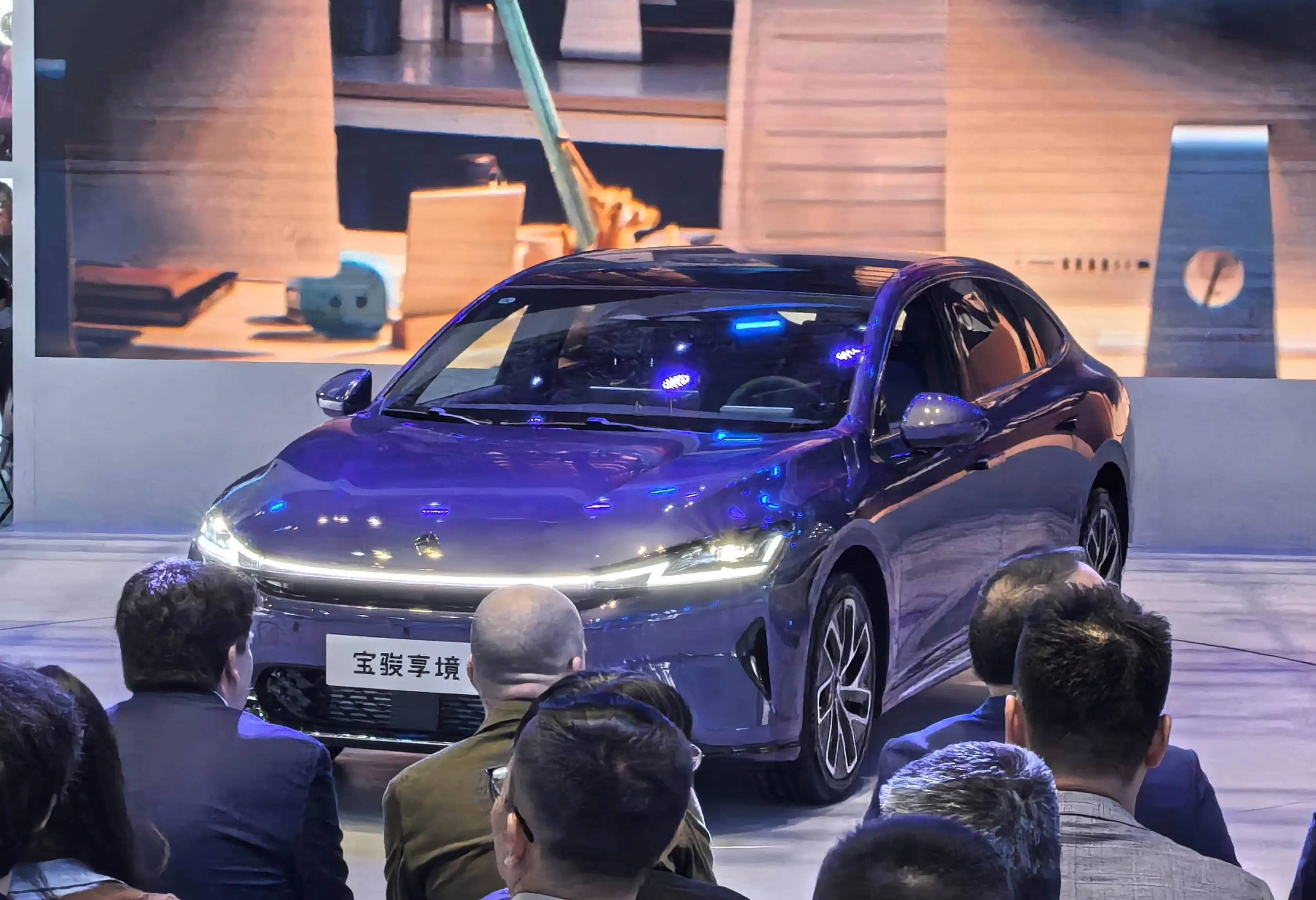 上海车展最便宜的旗舰轿车,是这辆 12.58 万元的宝骏享境