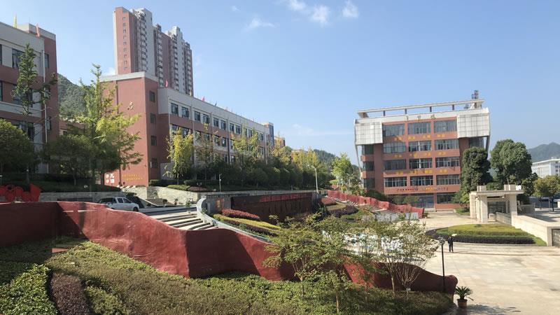 东辰实验学校