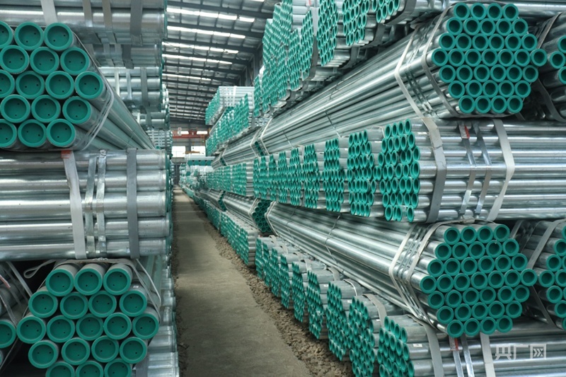 钢管产品(央广网发 实习记者苏睿楠 摄)