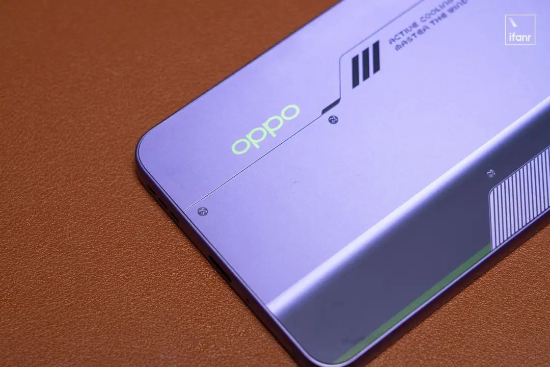 OPPO K13 Turbo Pro 发布:1999 元起售!给性能机加风扇,真的有用吗?