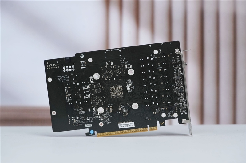 七彩虹iGame RTX 5060 Advanced OC评测:极限释放170W功率 性能表现超RTX 4060 Ti