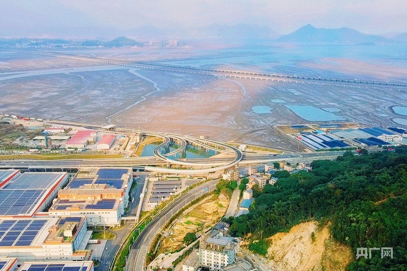 车里湾互通枢纽(央广网记者 龚雯 摄)