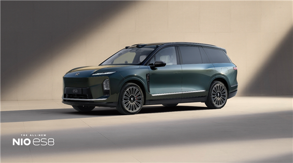 有人称加钱可以早提蔚来ES8 李斌亲自辟谣:我自己的车都还在排队