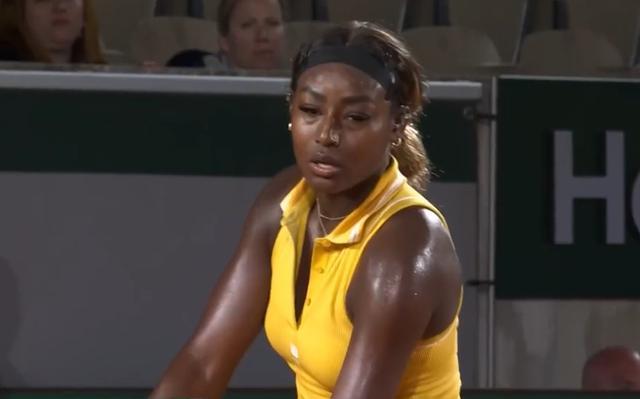 法网爆大冷!1-2:前赛会亚军轰然倒下,NO.52创历史、首胜TOP20