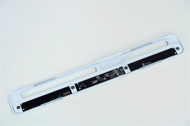 电竞叛客RTX 5070 Ti MAX显卡评测:300W性能释放畅玩4K 隐藏电源线设计海景房绝配