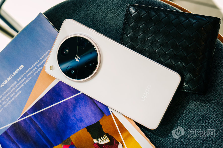 超声波指纹无惧湿手 OPPO Find X8 Ultra无感解锁新体验