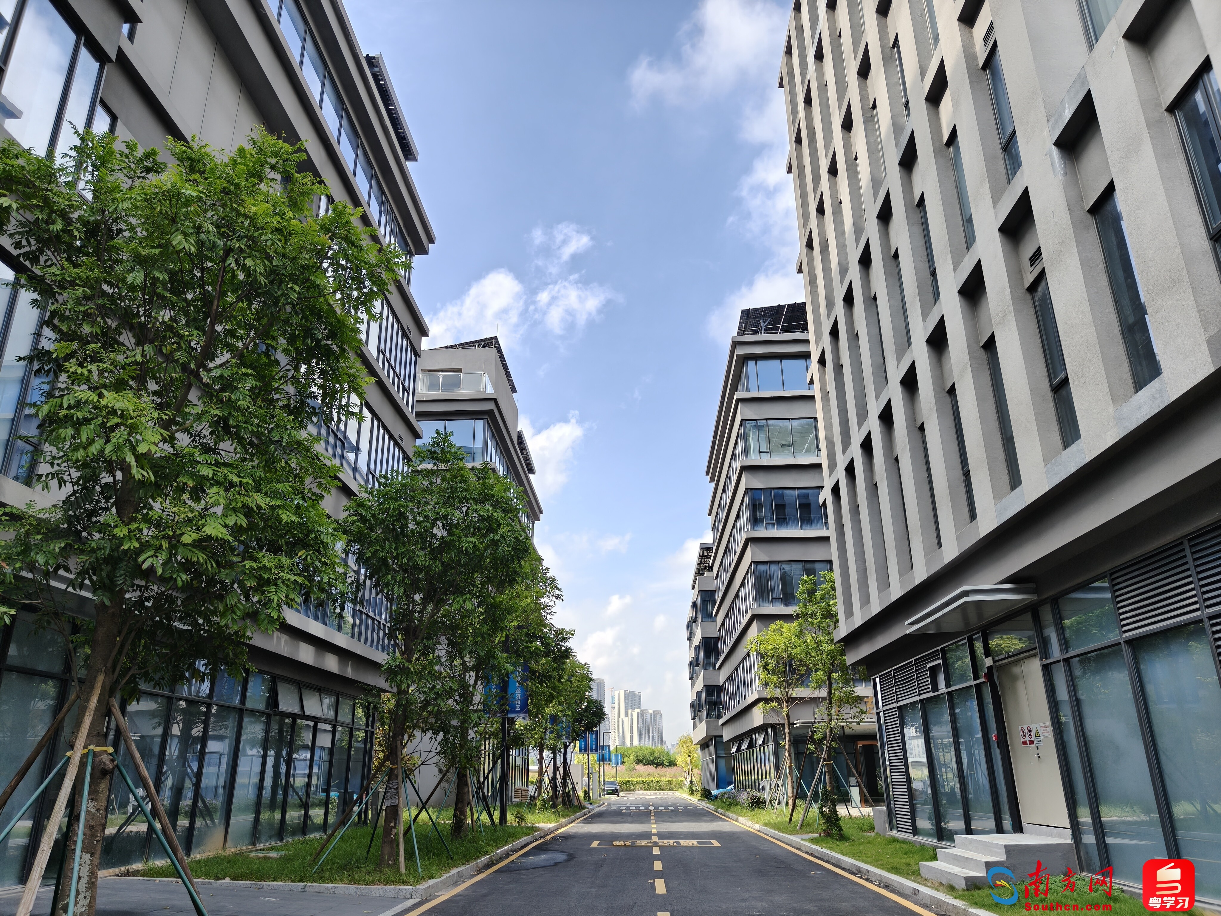 跨境数字经济产业园。