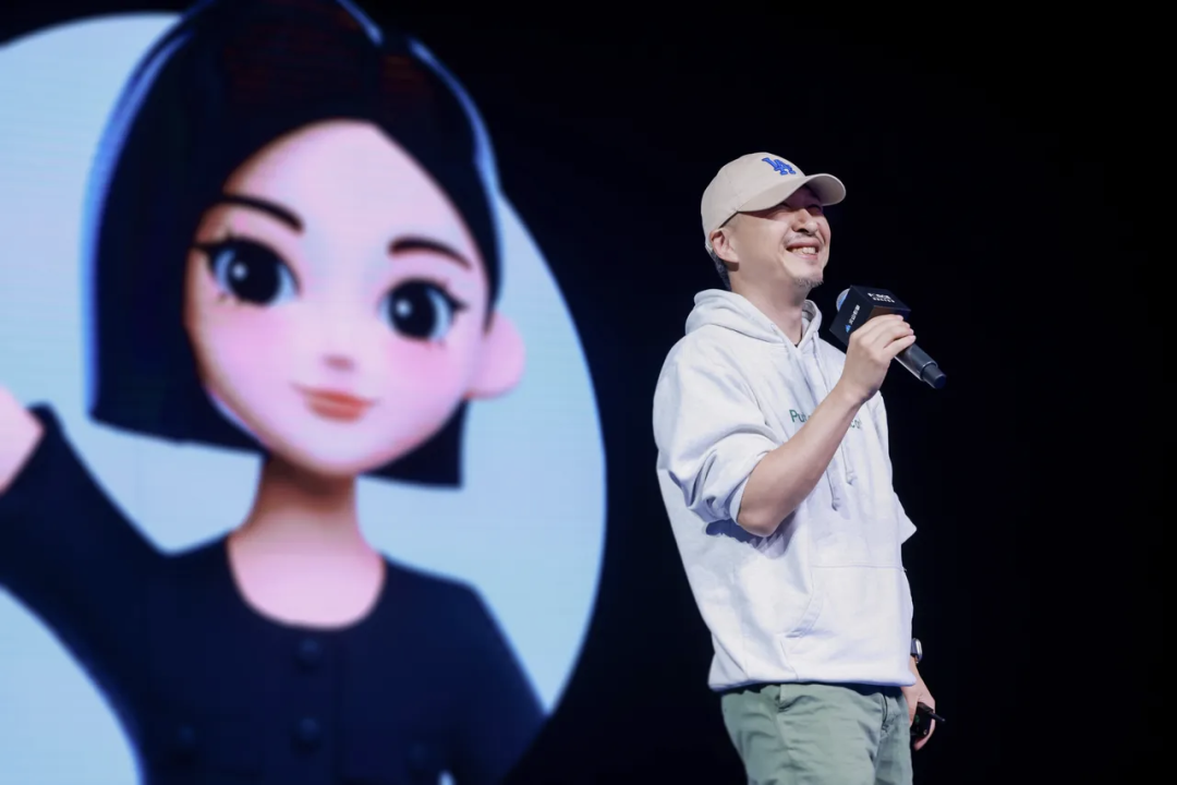 字节氪金10亿的“掌上明珠”,快被全网玩坏了