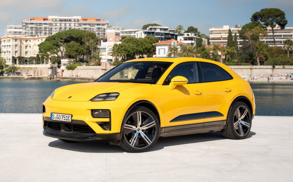  Porsche’s EV Plans Collapse, Flagship SUV To Launch With Gas Instead