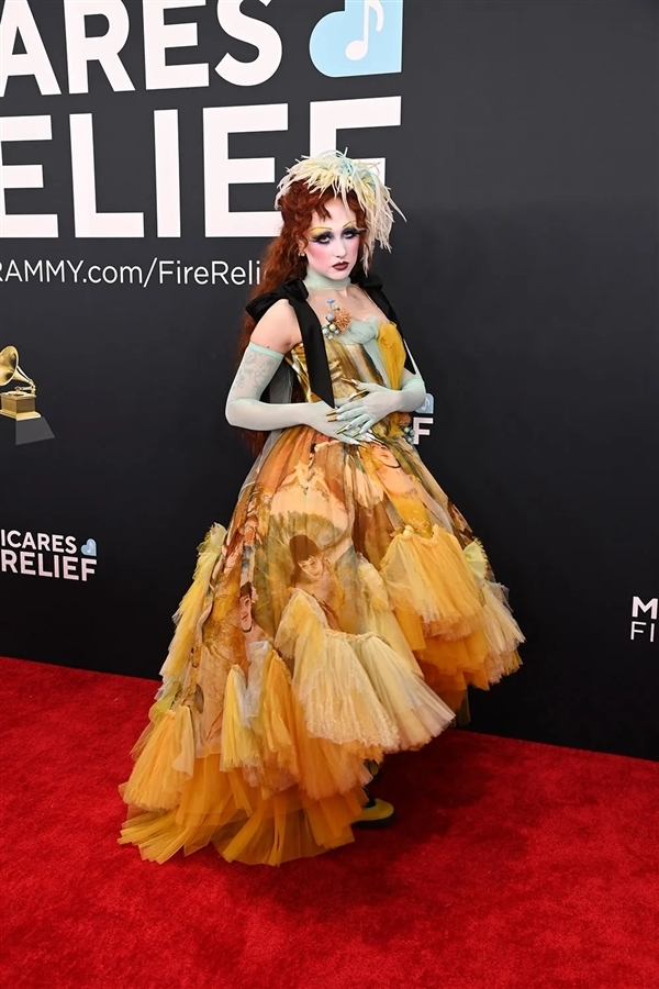 2025格莱美红地毯