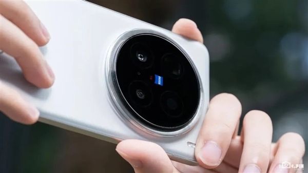 为了吸引你买手机 厂商们已经开始在参数页上动起手脚了