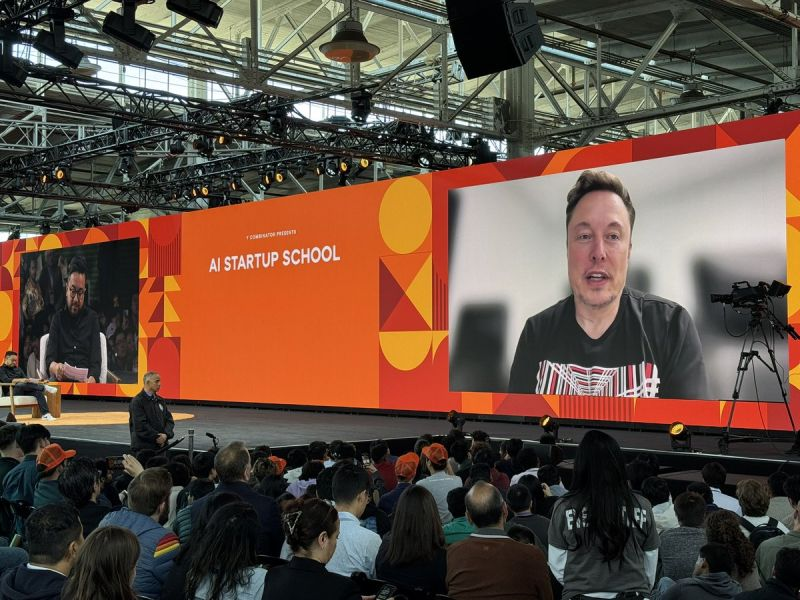 马斯克:AI海啸巨浪袭来,DOGE就是沙滩捡垃圾!超级智能最晚明年到